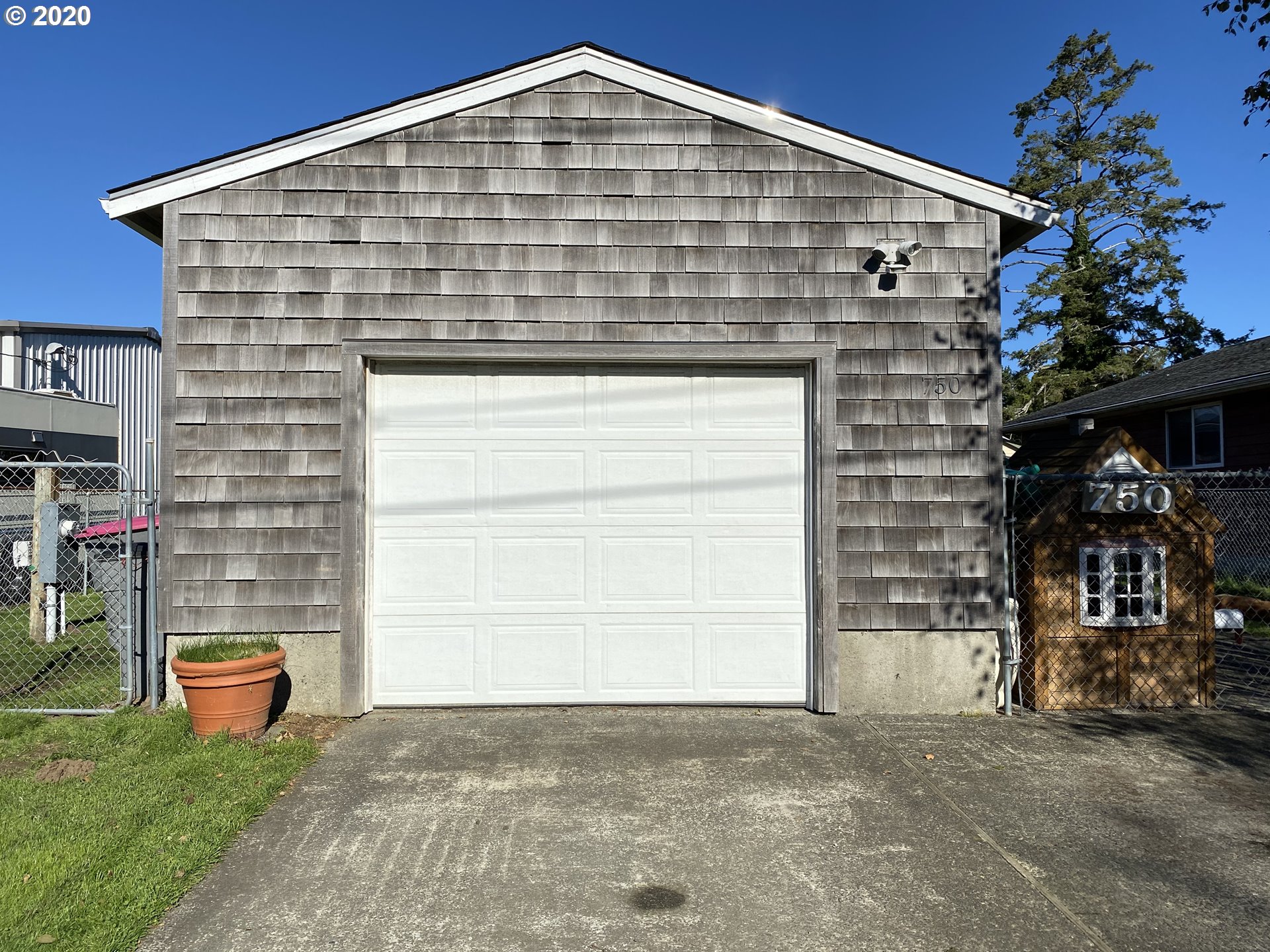 750 Avenue R Seaside, OR 97138 - Photo 22 of 26