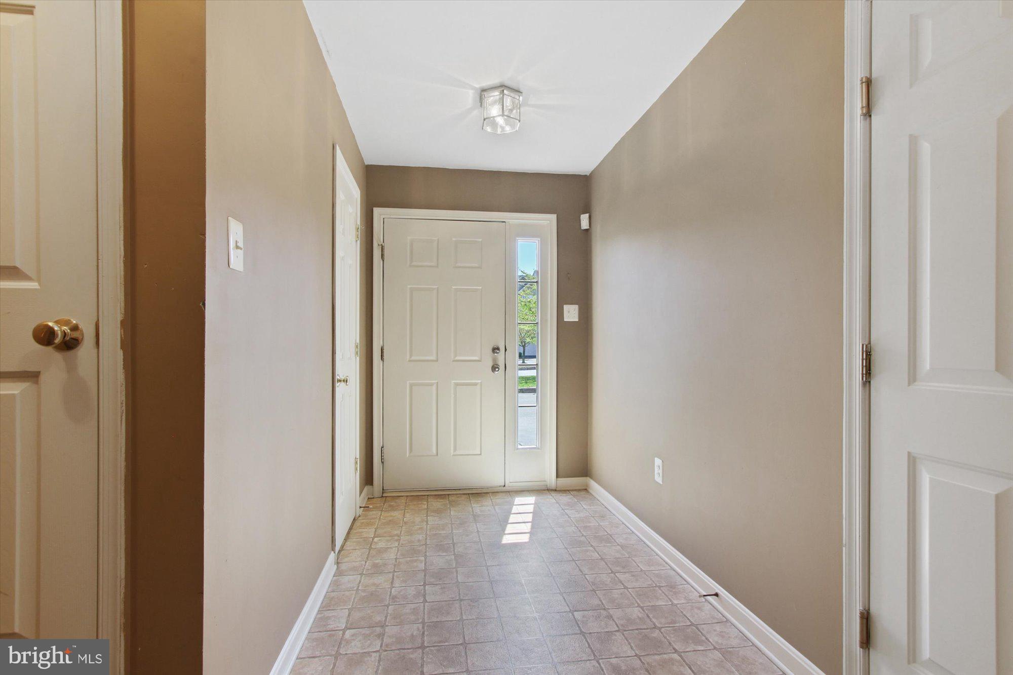 256 Country Ridge Drive Red Lion, PA 17356 - Photo 3 of 28 Gallery Image 3