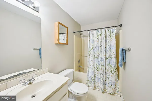$427,000 | 106 Debbie Drive, Coatesville, PA 19320