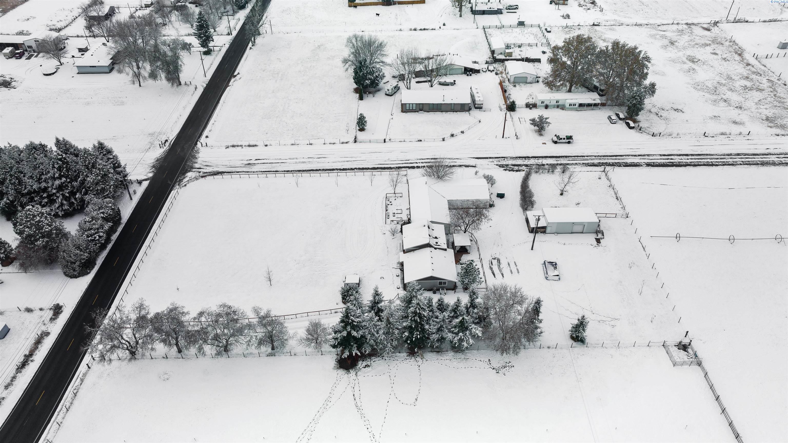 216008 East Game Farm Road Kennewick, WA 99337 - Photo 39 of 40 Gallery Image 39