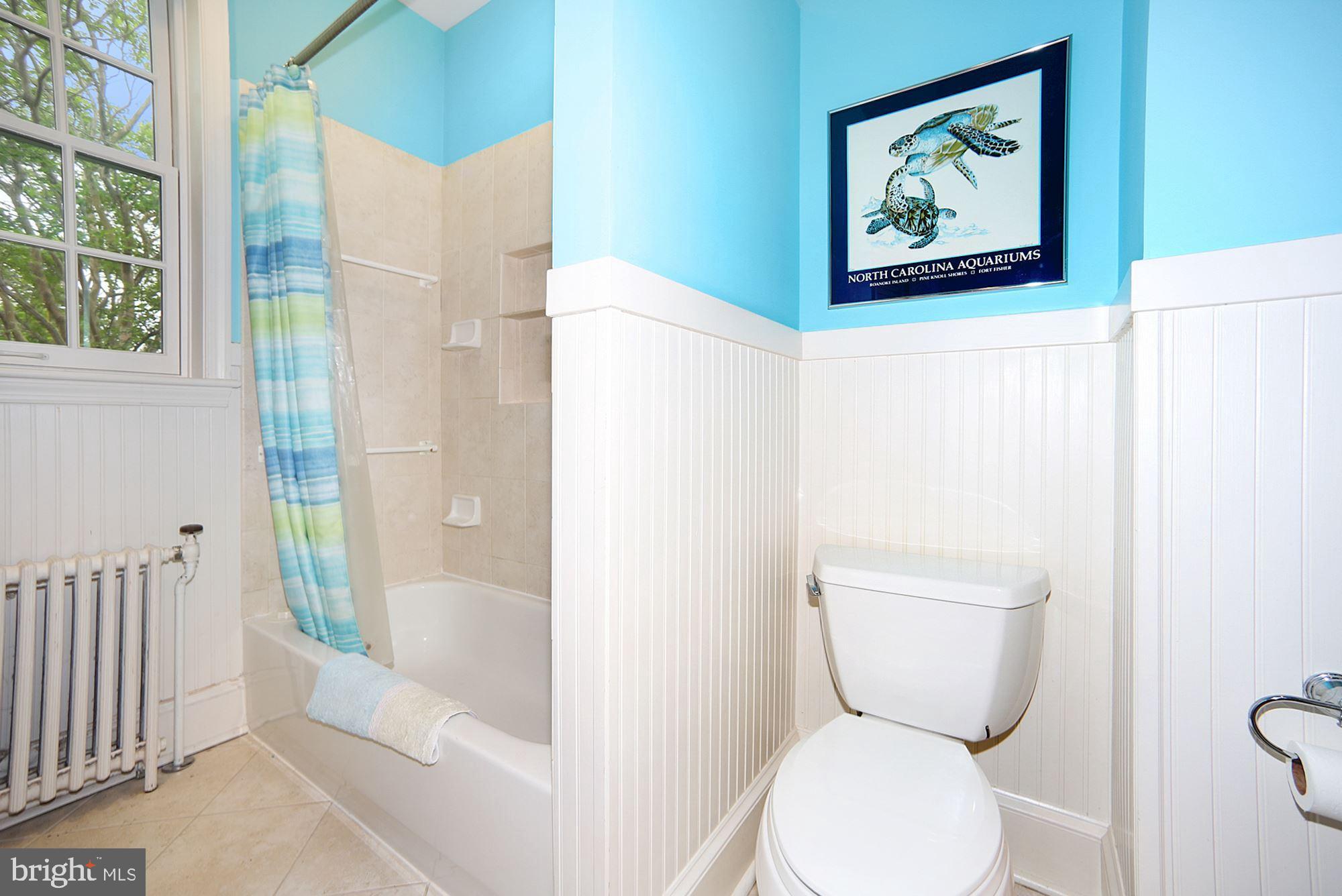 2806 Cathedral Avenue Northwest Washington, DC 20008 - Photo 24 of 35 Second Bath