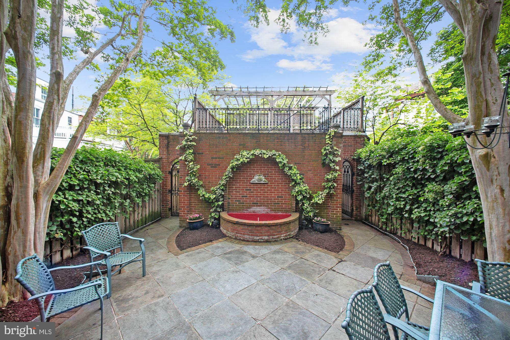 2806 Cathedral Avenue Northwest Washington, DC 20008 - Photo 31 of 35 Back Patio