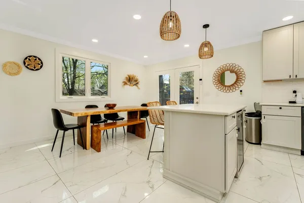 $3,350 | 1422 Benjamin Street, Nashville, TN 37206