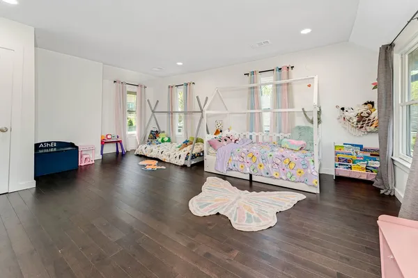 $3,350 | 1422 Benjamin Street, Nashville, TN 37206