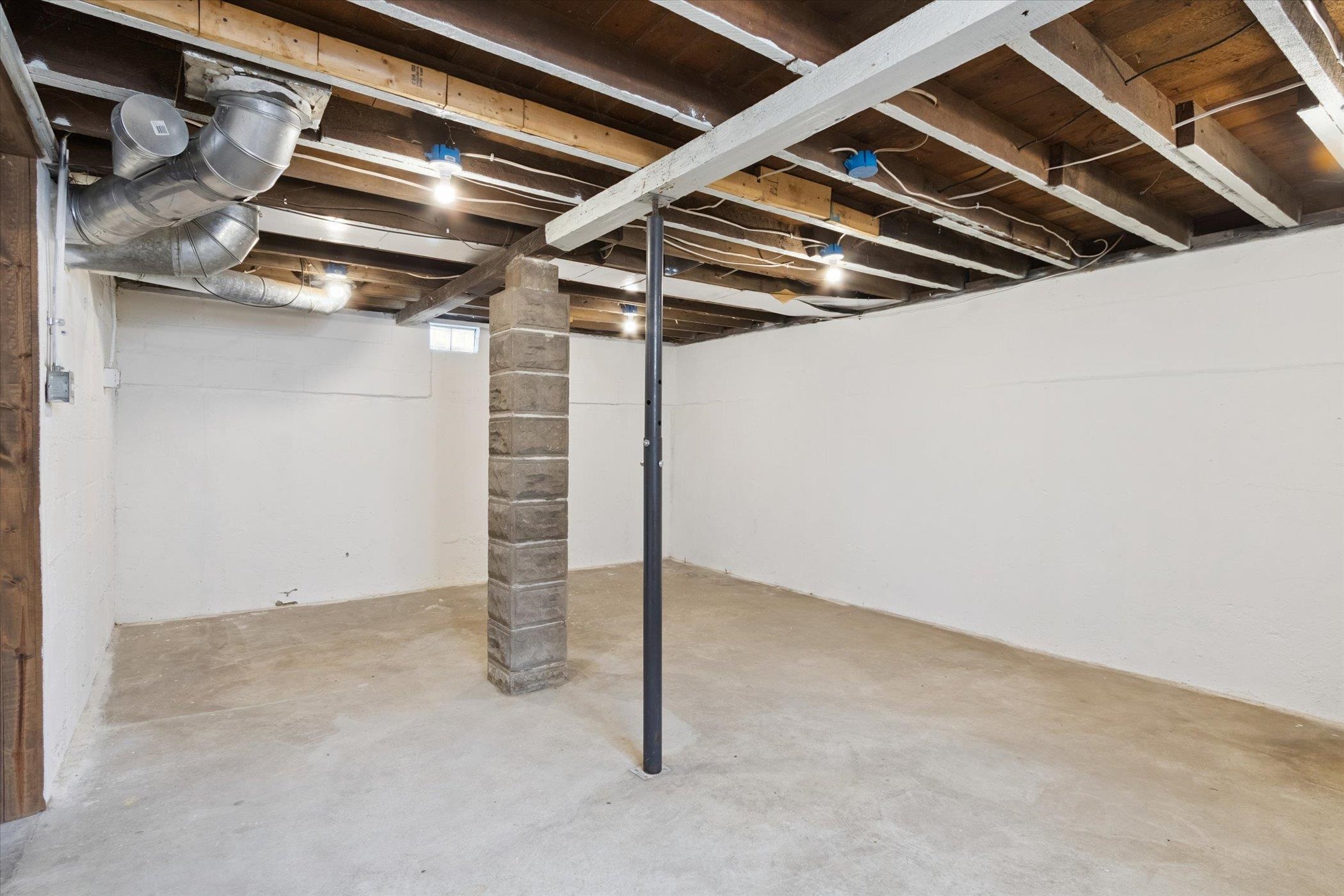 1013 12th Monroe, WI 53566 - Photo 26 of 38