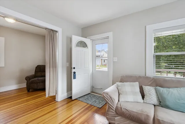 $187,900 | 1013 12th, Monroe, WI 53566