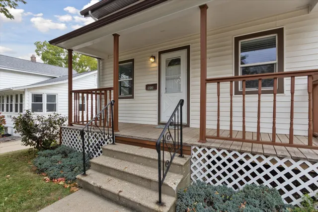 $187,900 | 1013 12th, Monroe, WI 53566