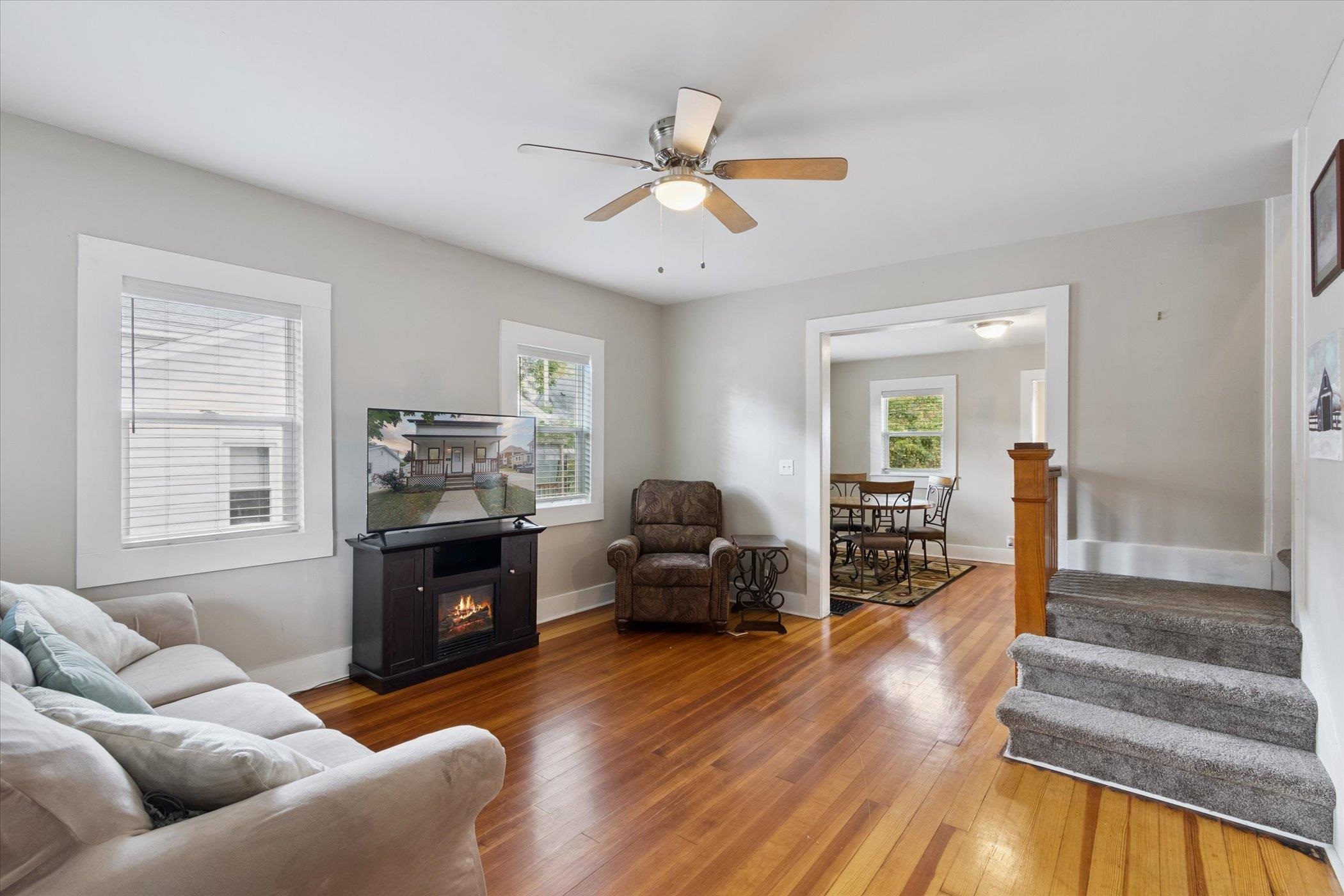 1013 12th Monroe, WI 53566 - Photo 5 of 38