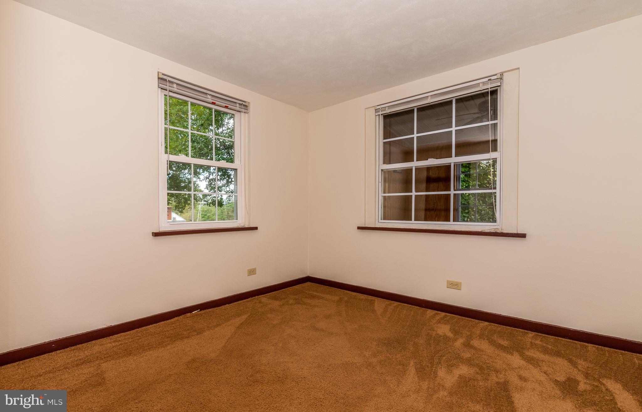 2391 Quarry Road Lebanon, PA 17046 - Photo 10 of 18 Gallery Image 10