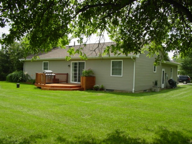1294 North Riverwood Ranch Road Warsaw, IN 46580 - Photo 27 of 29 Gallery Image 27