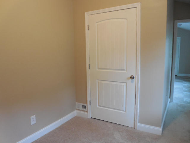 2371 Rutrough Road Southeast Roanoke, VA 24014 - Photo 26 of 34 an empty room with closet area