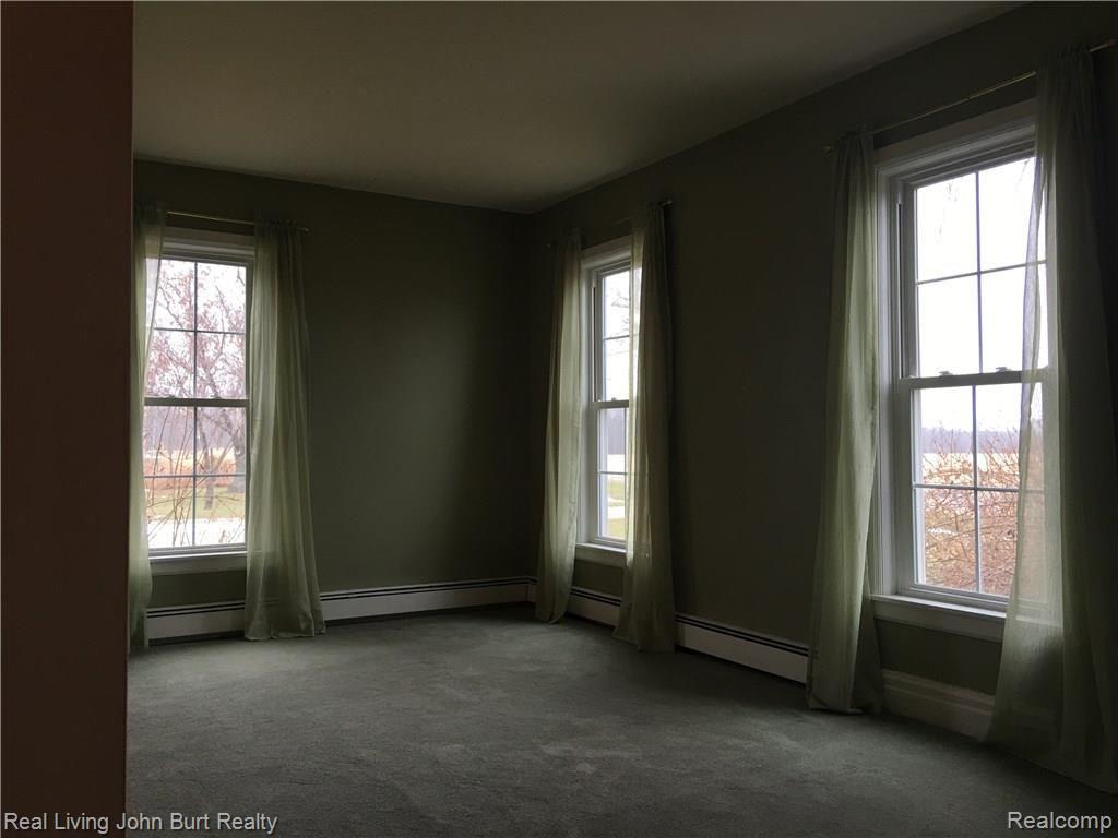 2174 Hadley Road Lapeer, MI 48446 - Photo 13 of 40 IMG_8907.JPG