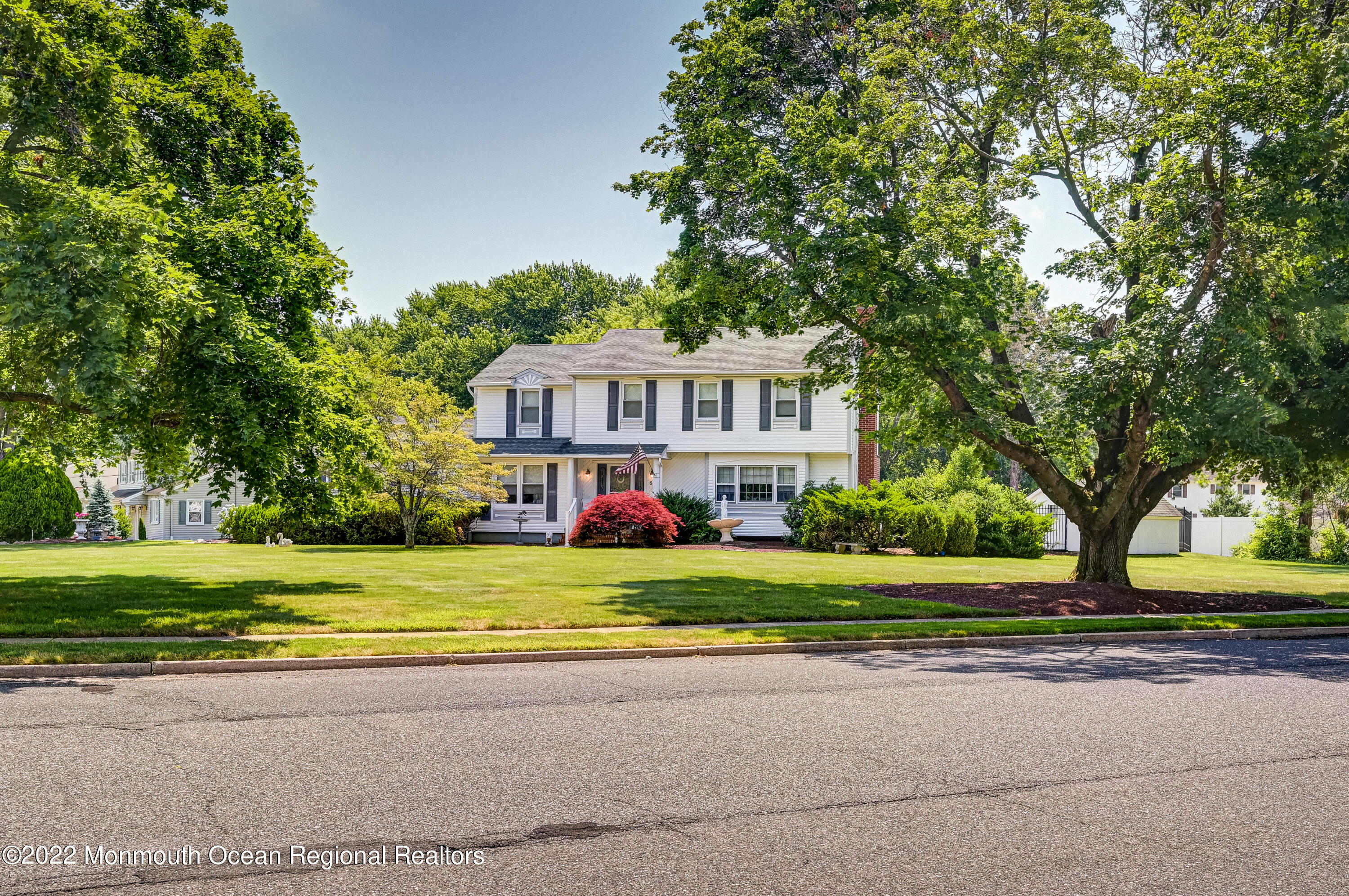 51 Lancaster Road Freehold, NJ 07728 - Photo 3 of 21 51_lancaster003 (1)