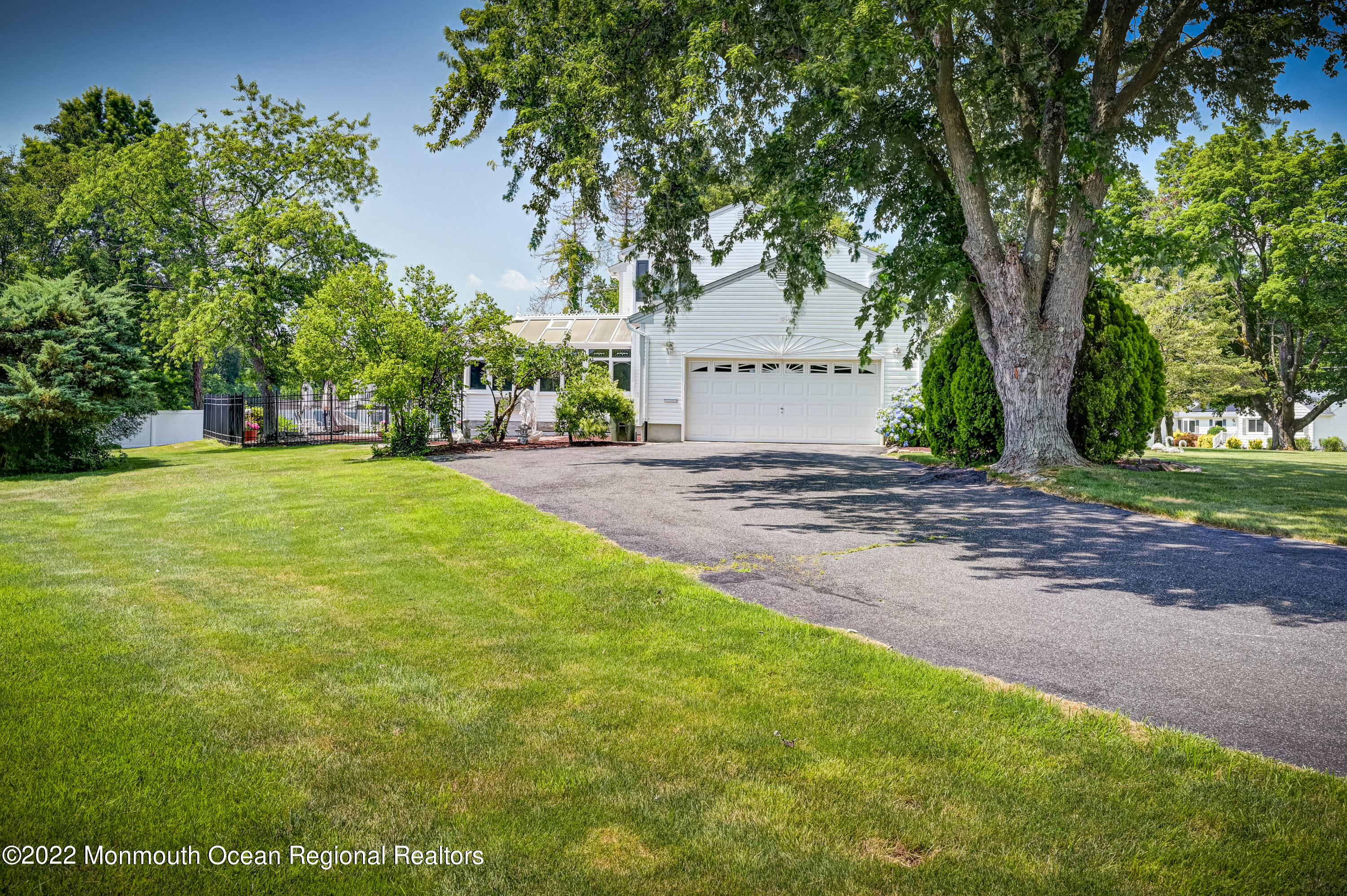 51 Lancaster Road Freehold, NJ 07728 - Photo 5 of 21 51_lancaster010