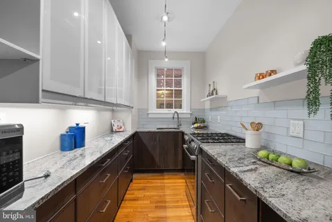 $335,000 | 1705 Lanier Place Northwest, Unit 204, Washington, DC 20009