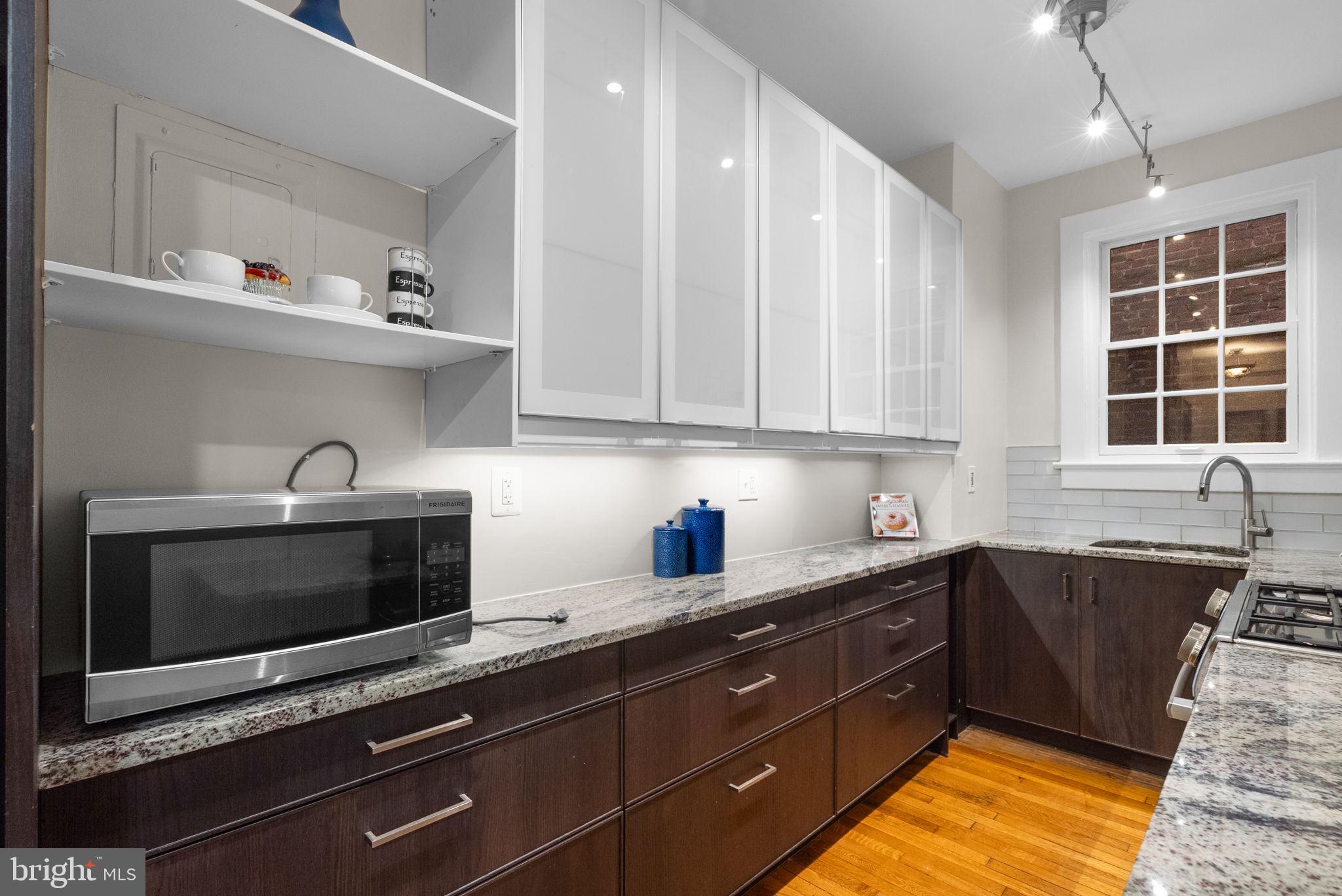 1705 Lanier Place Northwest, Unit 204 Washington, DC 20009 - Photo 17 of 26