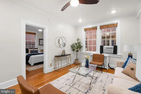 $335,000 | 1705 Lanier Place Northwest, Unit 204, Washington, DC 20009