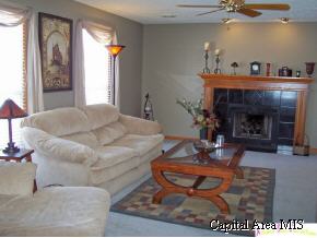 3308 Red Bud Lane Springfield, IL 62712 - Photo 3 of 8 Gallery Image 3