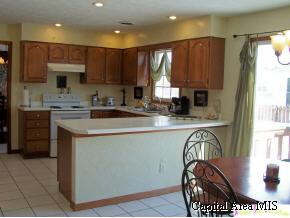 3308 Red Bud Lane Springfield, IL 62712 - Photo 4 of 8 Gallery Image 4
