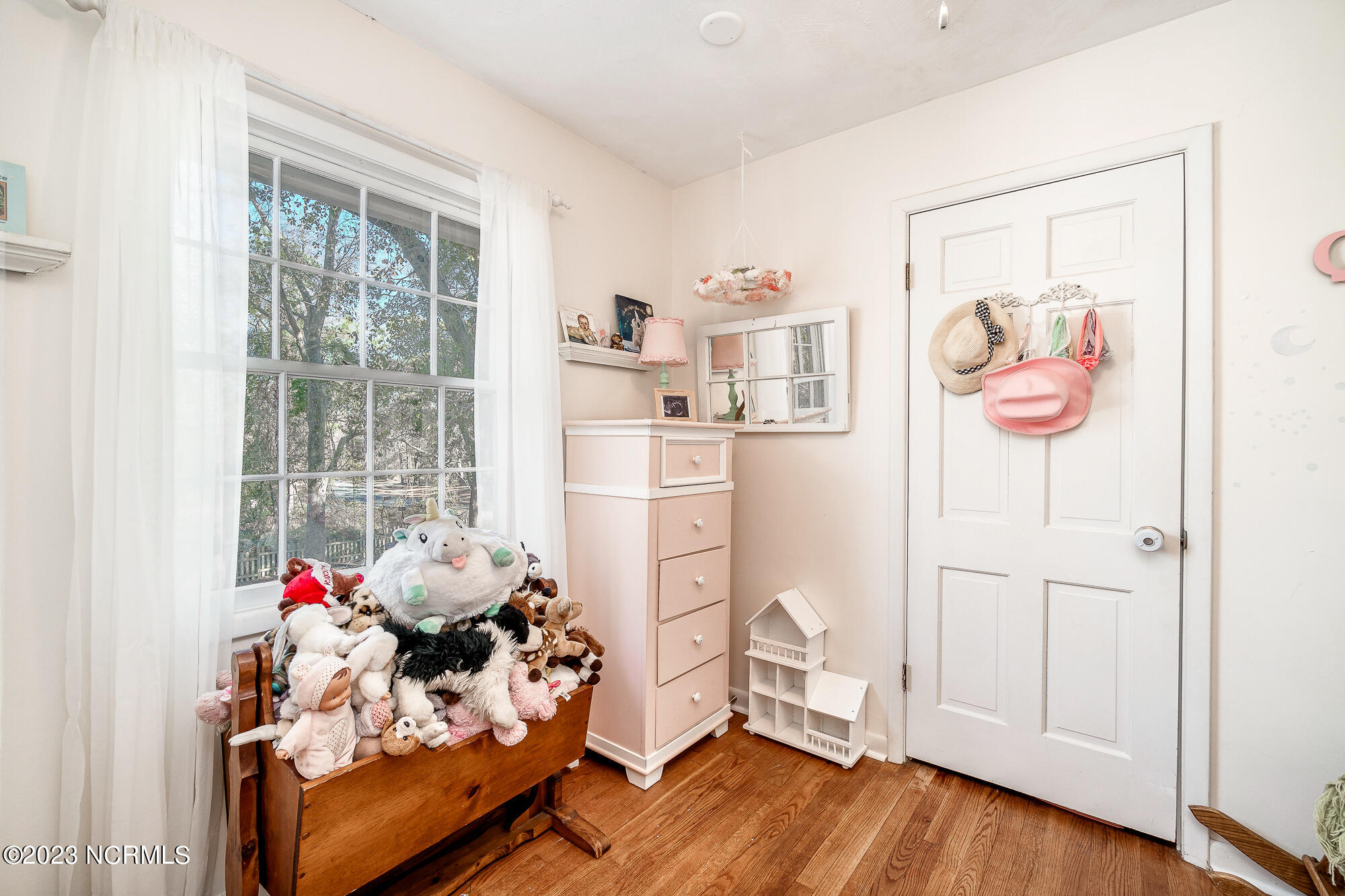 4200 Country Club Road Morehead City, NC 28557 - Photo 29 of 42 Bedroom 1