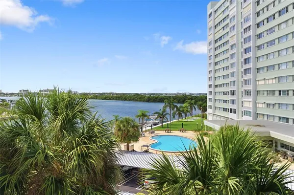 $2,700 | 51 Island Way, Unit 411, Clearwater Beach, FL 33767