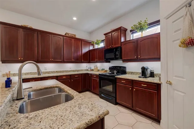 $4,500 | 205 Bengal Circle, Oldsmar, FL 34677