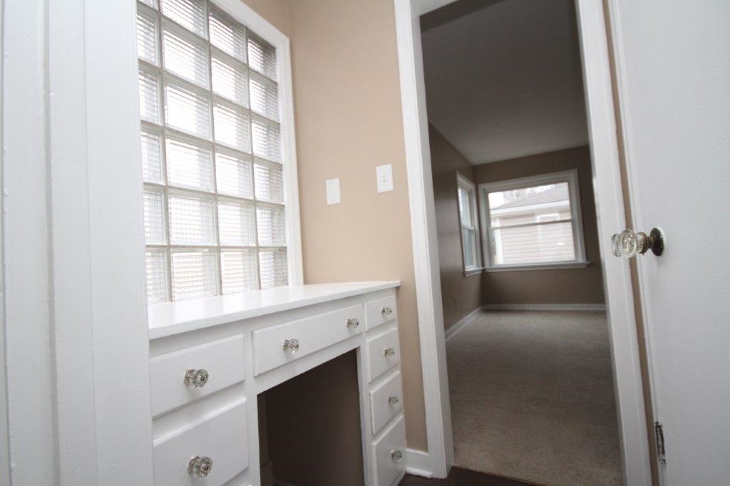 7411 Bluffton Road Fort Wayne, IN 46809 - Photo 14 of 30