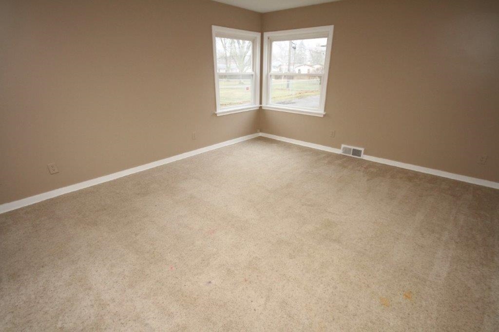 7411 Bluffton Road Fort Wayne, IN 46809 - Photo 16 of 30