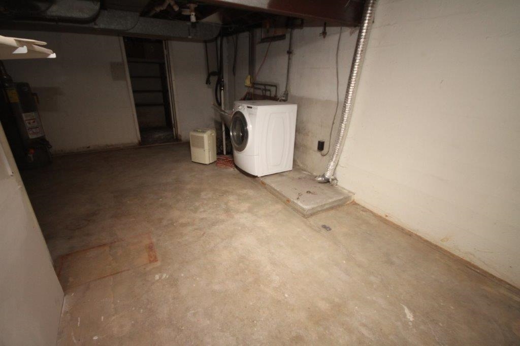 7411 Bluffton Road Fort Wayne, IN 46809 - Photo 24 of 30