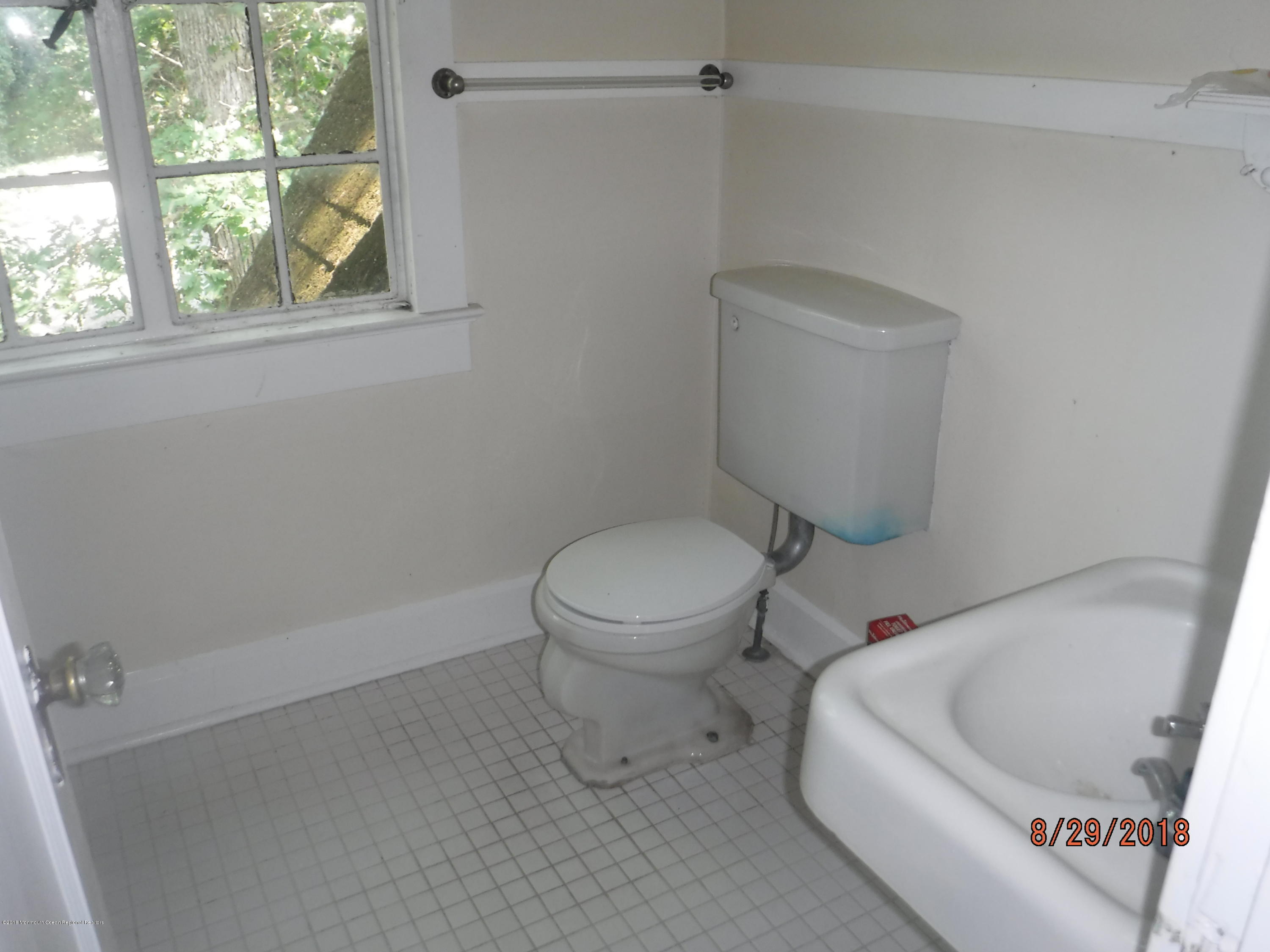 2413 Riverside Terrace Manasquan, NJ 08736 - Photo 34 of 46 bath 2