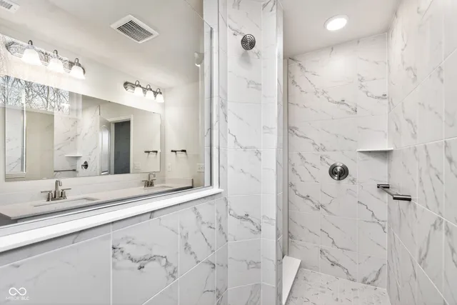 $474,900 | 922 Rivendell Drive, Avon, IN 46123