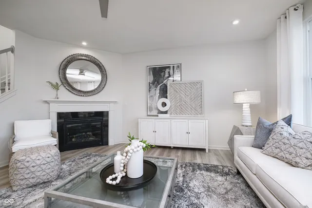 $482,900 | 922 Rivendell Drive, Avon, IN 46123