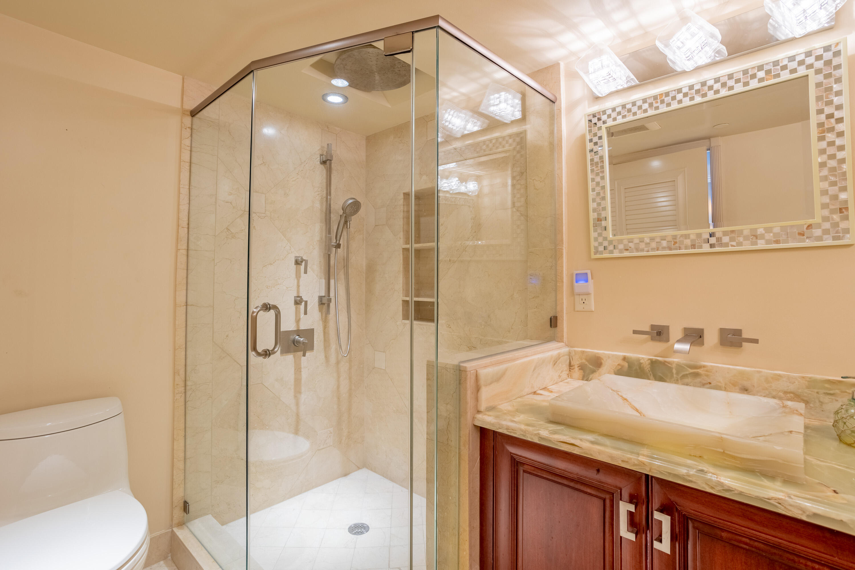 911 South Ocean Boulevard, Unit 2A Boca Raton, FL 33432 - Photo 17 of 24 911 S Ocean Blvd Unit 2A-013