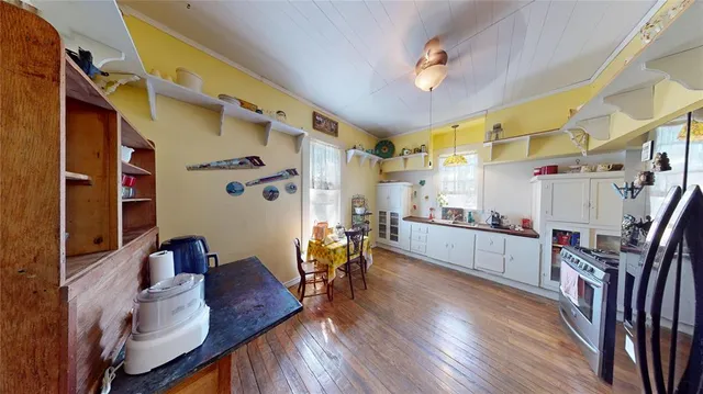 $199,900 | 618 West Chestnut Street, Denison, TX 75020