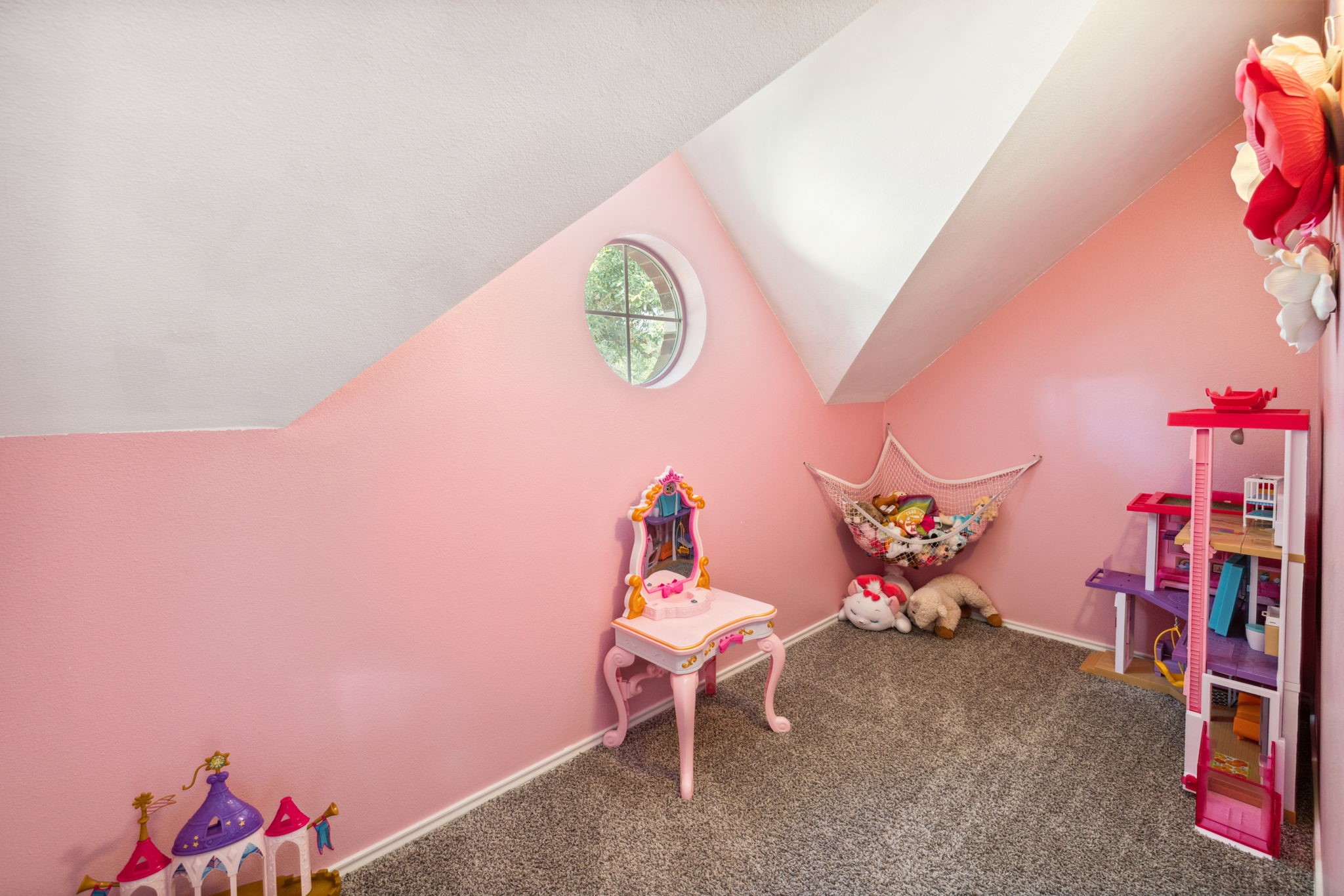 3526 Azalea Sands Drive Spring, TX 77386 - Photo 31 of 39 a children room with toys