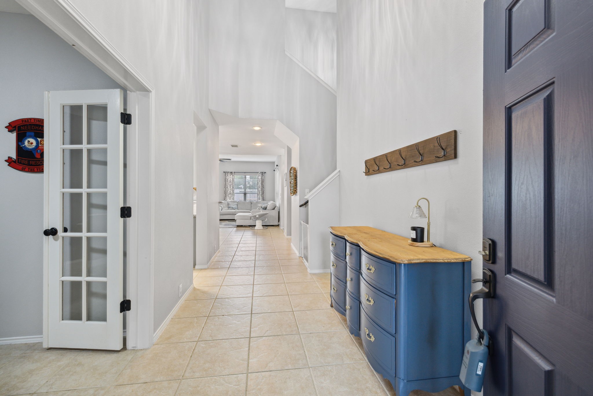 3526 Azalea Sands Drive Spring, TX 77386 - Photo 4 of 39 a room with stainless steel appliances a sink and a view of living room