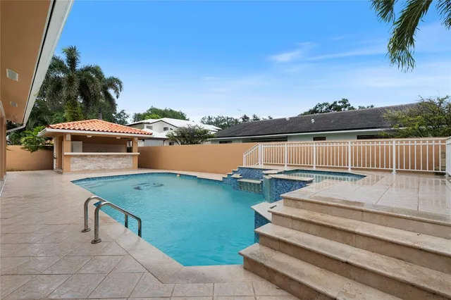 $1,299,900 | 8235 Northwest 164th Street, Miami Lakes, FL 33016