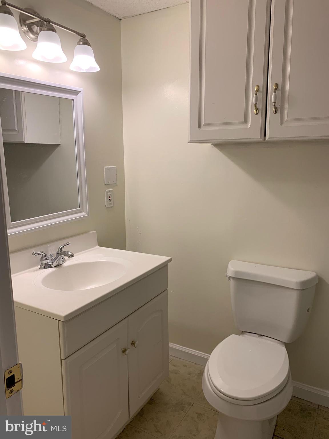 2857 Middle Road Winchester, VA 22601 - Photo 11 of 18 full bath