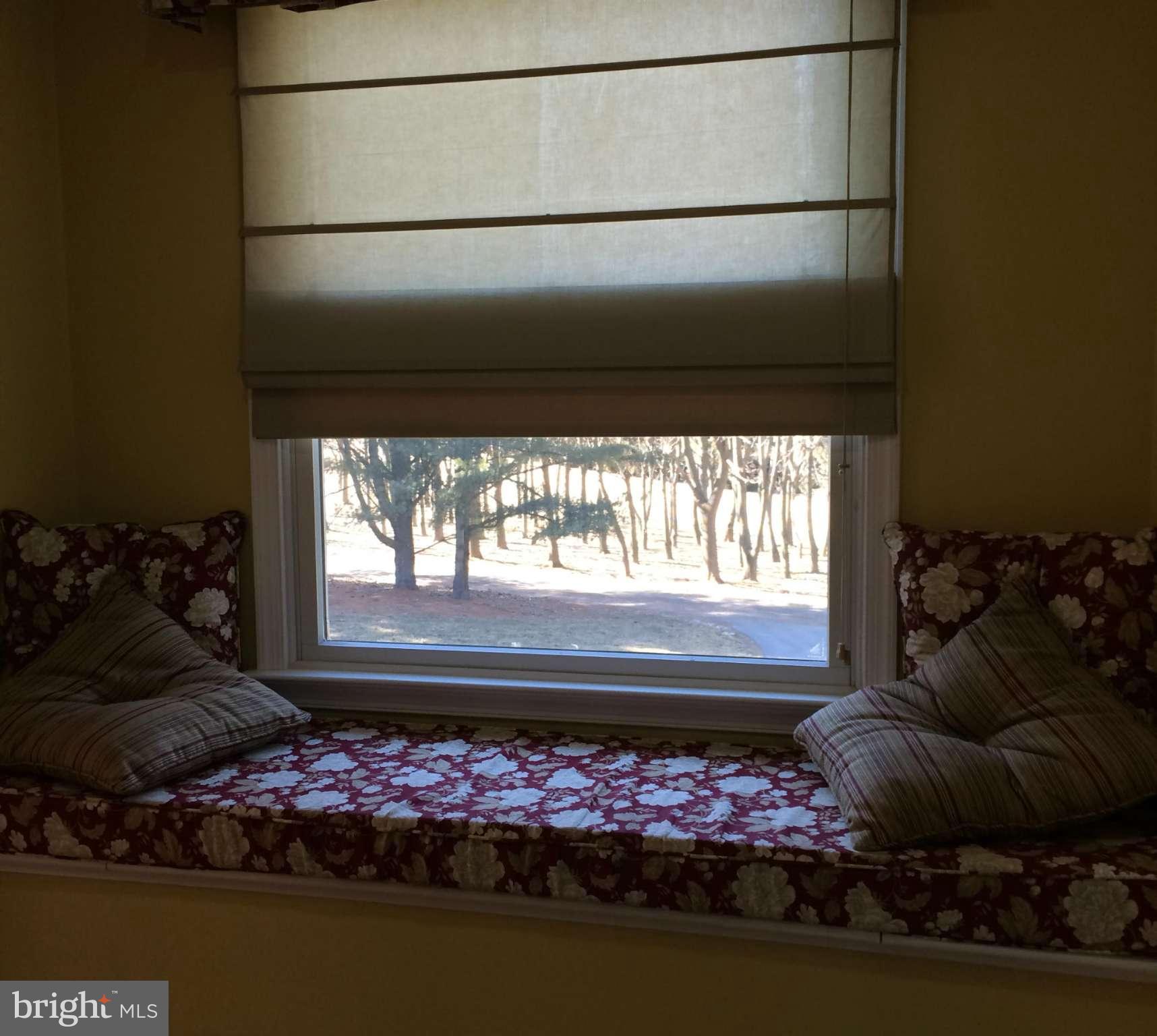 15683 Dover Road Upperco, MD 21155 - Photo 20 of 30 Window seat on 2nd floor