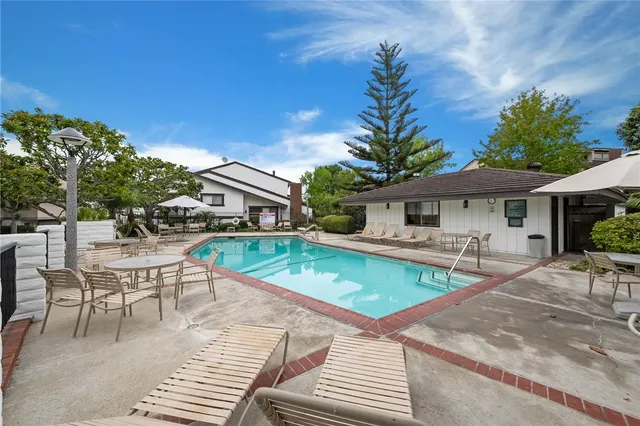 a view of a tennis court