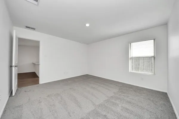 $2,000 | 9010 Estes Lks Drive, Baytown, TX 77521