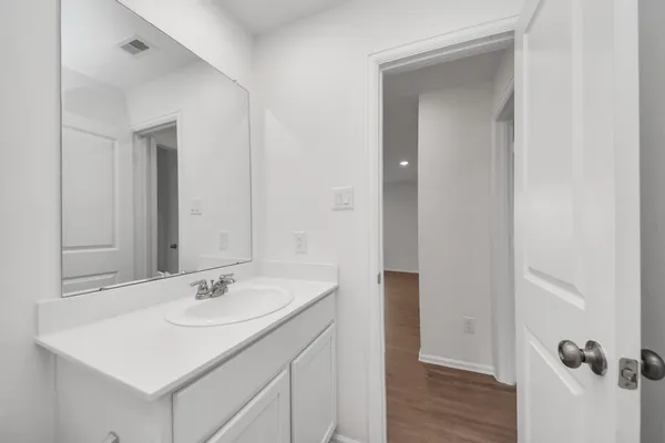 $2,000 | 9010 Estes Lks Drive, Baytown, TX 77521