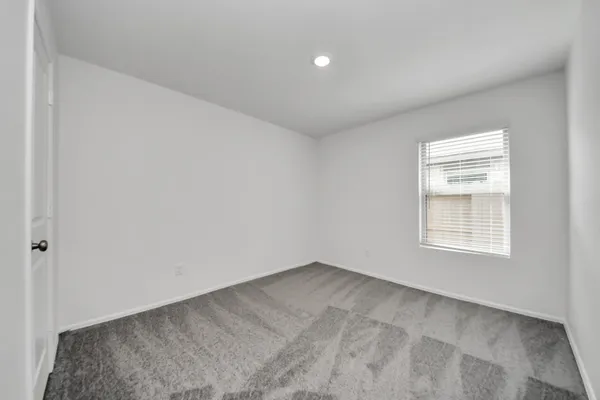 $2,000 | 9010 Estes Lks Drive, Baytown, TX 77521