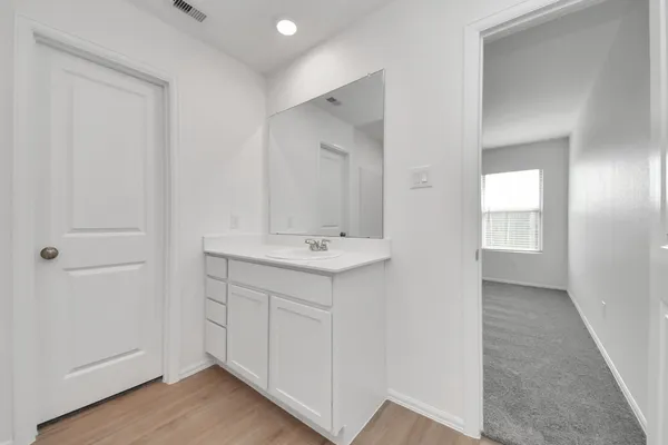 $2,000 | 9010 Estes Lks Drive, Baytown, TX 77521