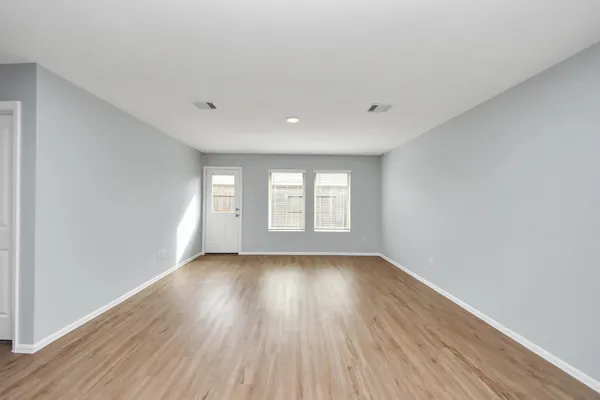 $2,000 | 9010 Estes Lks Drive, Baytown, TX 77521