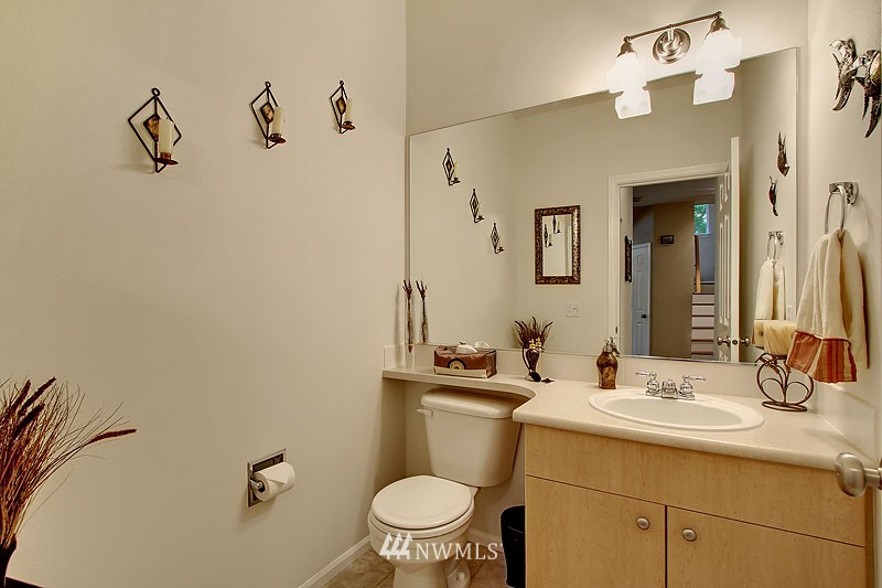 108 South 49th Street, Unit C Renton, WA 98055 - Photo 14 of 24