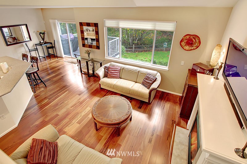 108 South 49th Street, Unit C Renton, WA 98055 - Photo 5 of 24