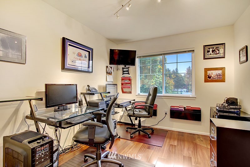 108 South 49th Street, Unit C Renton, WA 98055 - Photo 8 of 24