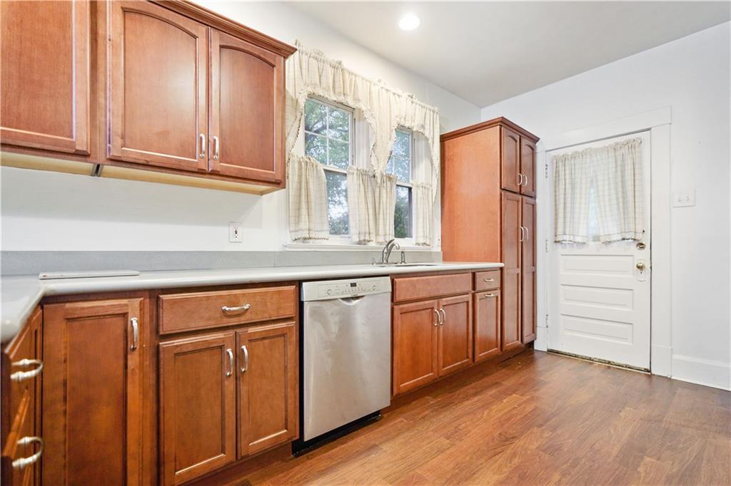 129 Johnson Road Warrendale, PA 15086 - Photo 8 of 25 Gallery Image 8