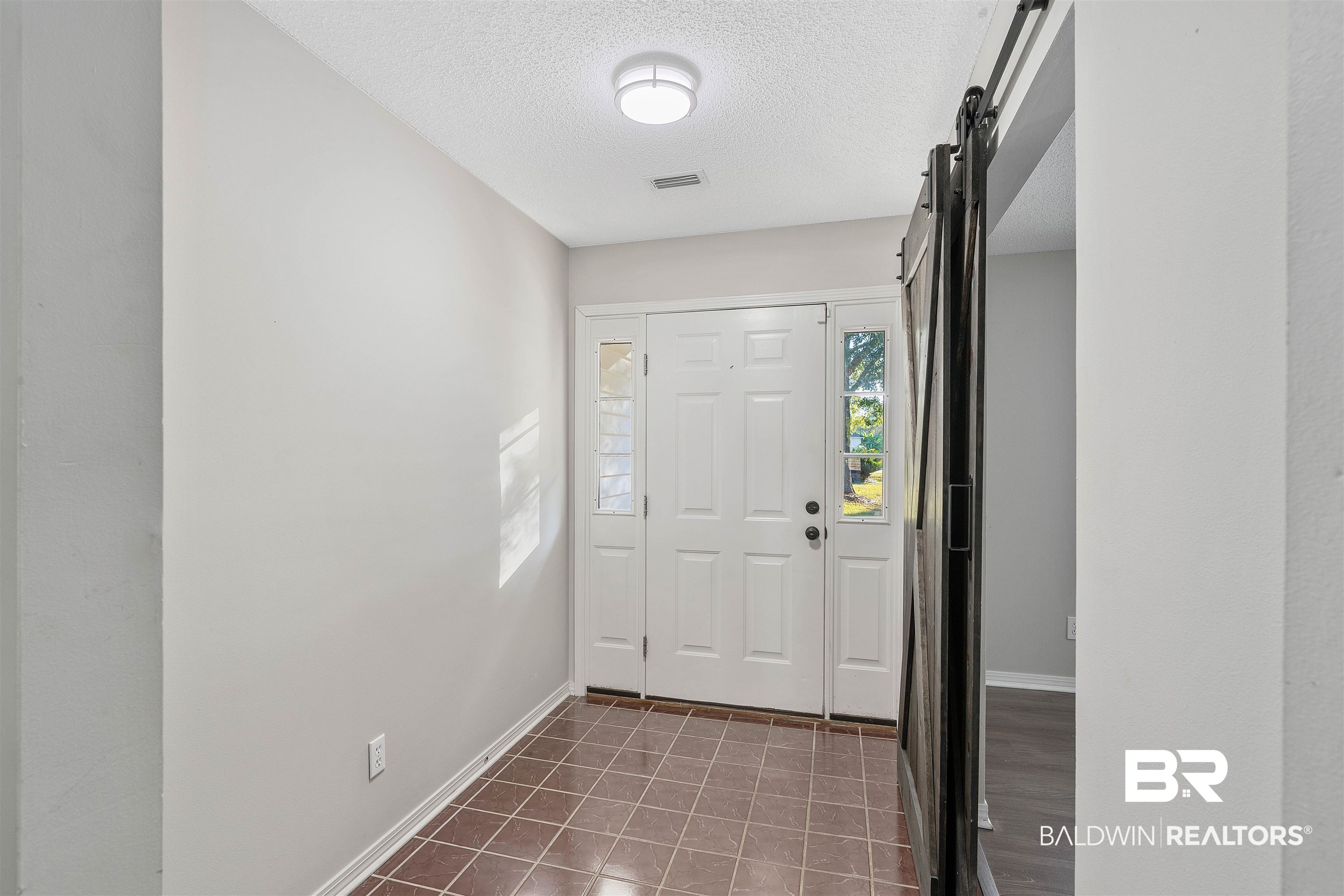 25757 Austin Road Daphne, AL 36526 - Photo 2 of 32 Foyer